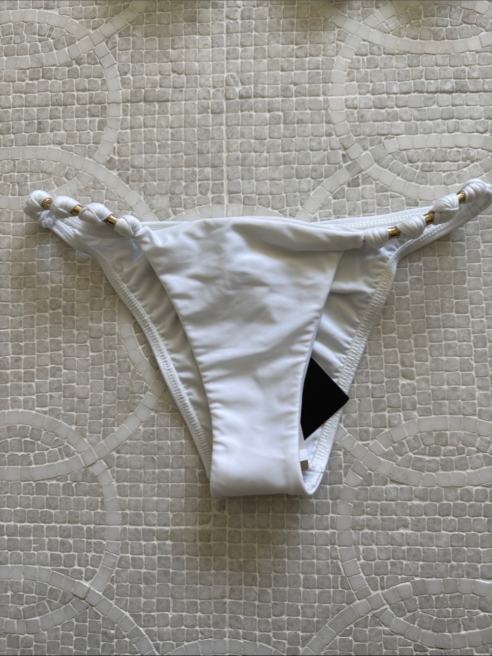 Vix by Paula Hermanny White two piece bikini with gold acccents - Picture 2 of 7